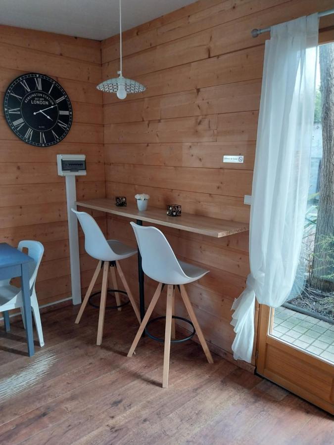 Le Petit Chalet Chanas Eksteriør bilde