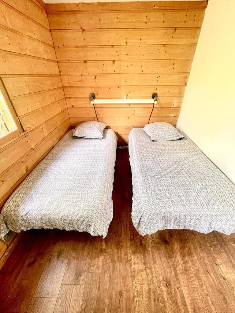 Le Petit Chalet Chanas Eksteriør bilde
